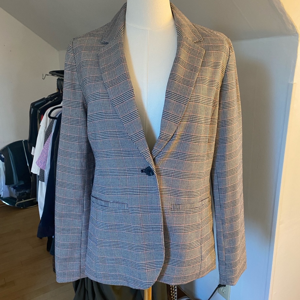 GAP Black Lined. Red, white, and black plaid. One button blazer.